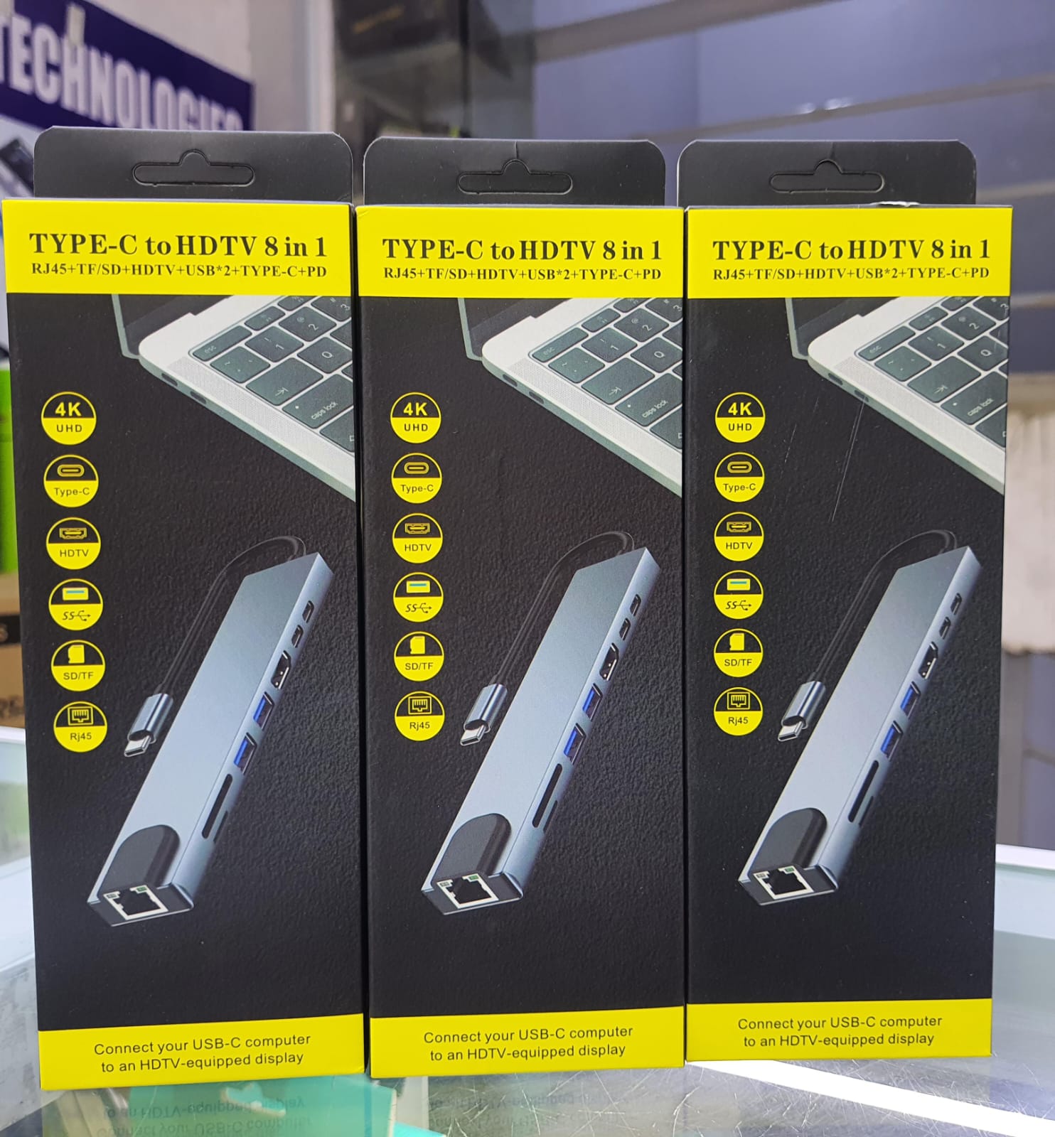 USB-C Hub 8-in-1 Multiport Adapter - Image 5